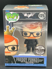 Funko Pop Digital ~ Dark Knight Trilogy FREDDY as LIEUTENANT GORDON #175 Royalty
