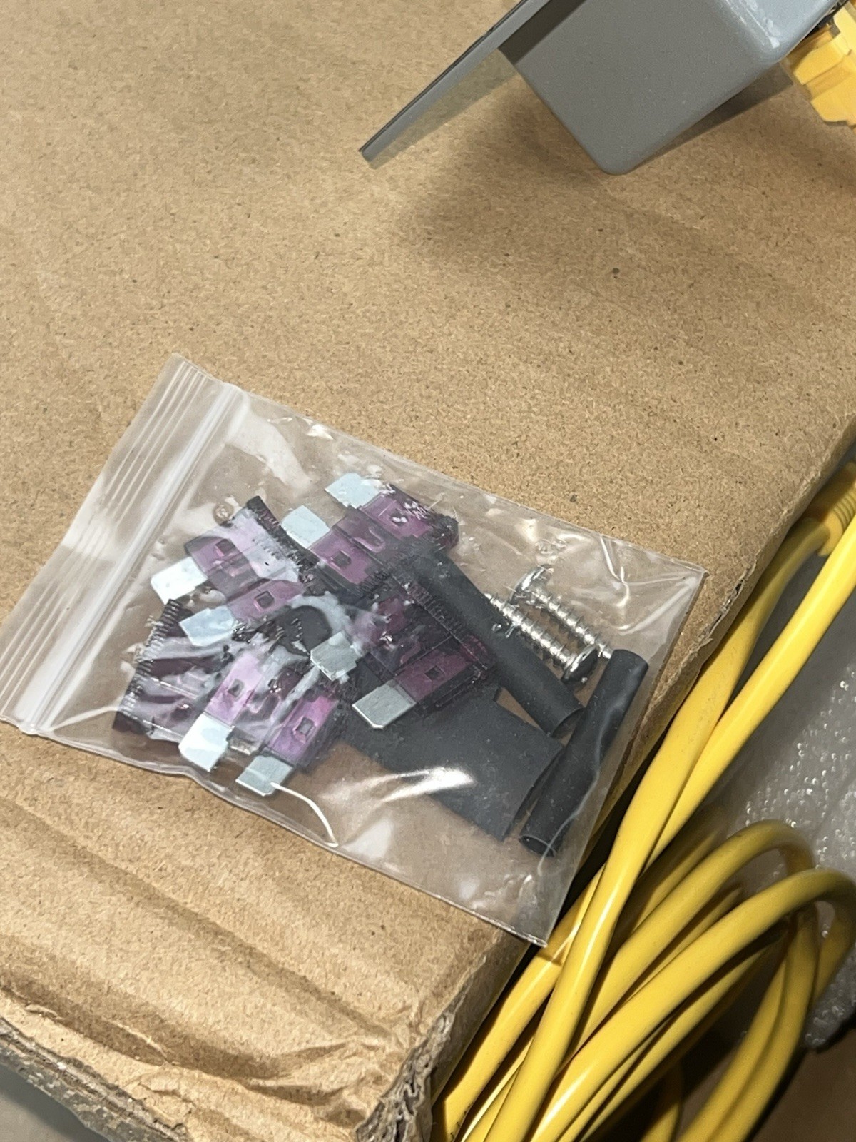 SWIPOWER Pure Sine Wave Power Inverter 3200W 24VDC To 120v AC