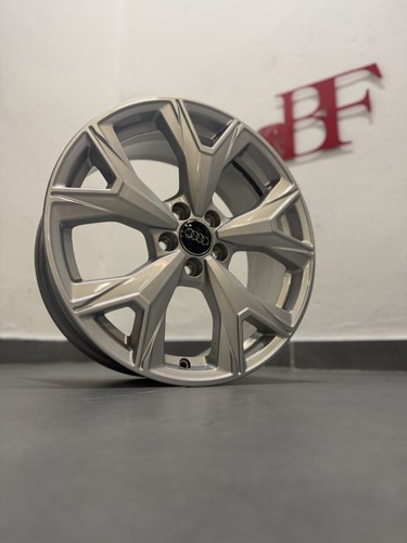 1x Original Audi A1 Citycarver GB Felge 7J x 17 Zoll ET43 82A601025S 5x100