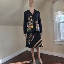Conjunto de chaqueta y falda bordada Indigo Moon floral negra mezcla de lino para mujer L/M