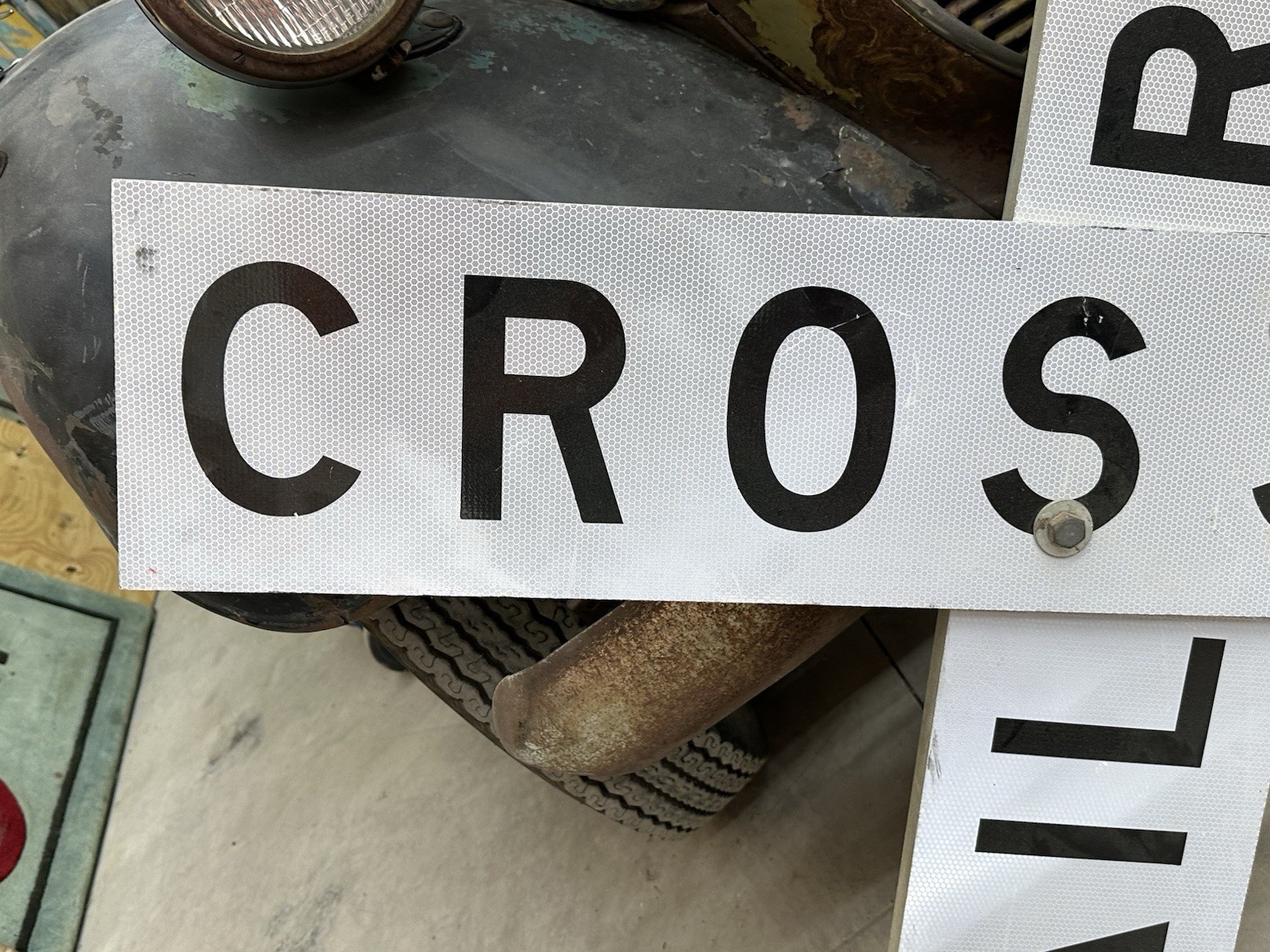Vintage Aluminum Train RAILROAD CROSSING SIGN Locomotive Switch Engine ...