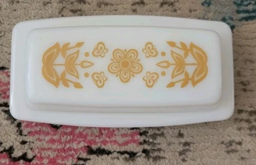 Vintage gold butterfly floral retro 1970s milk glass Pyrex butter dish kitchen