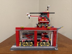 LEGO City 60004: 2013 Fire Station 100% Complete W/ Instructions