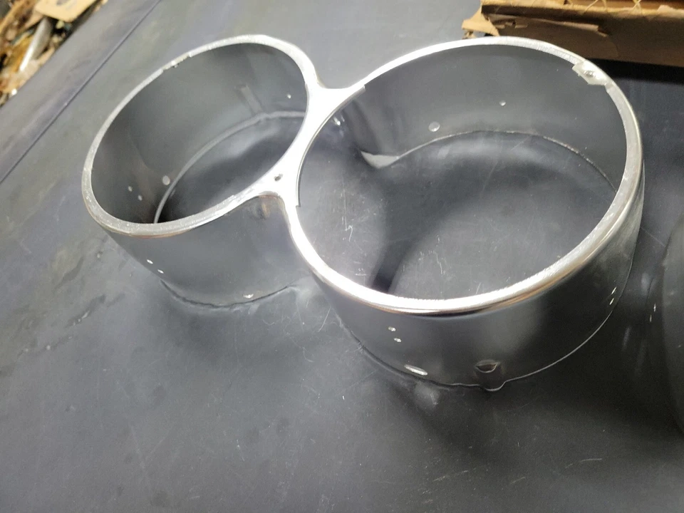 RARE NOS MOPAR 1961 DODGE Headlight HOUSING POLARA DART 1962 CUSTOM 880 PAIR L/R - Image 3 of 4