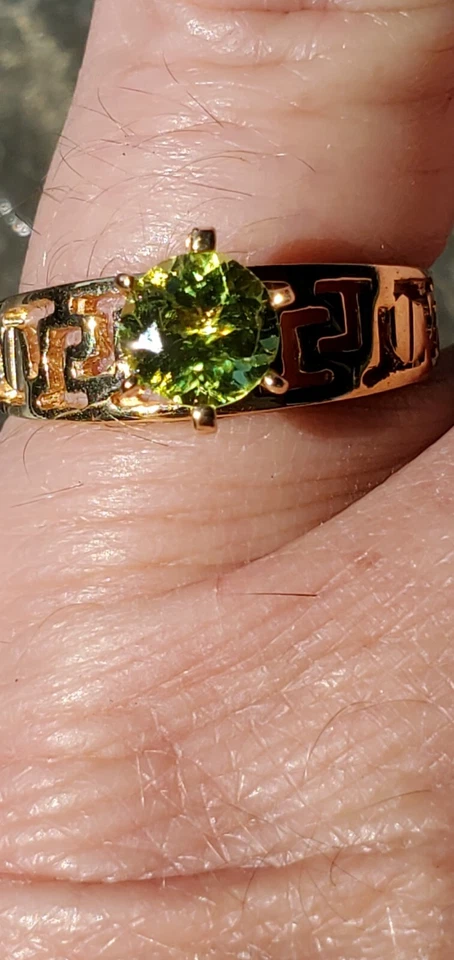 Peridot Labcreated Round Cut Solitaire Ring 10kt Solid Yellow Gold  - Image 2 of 4