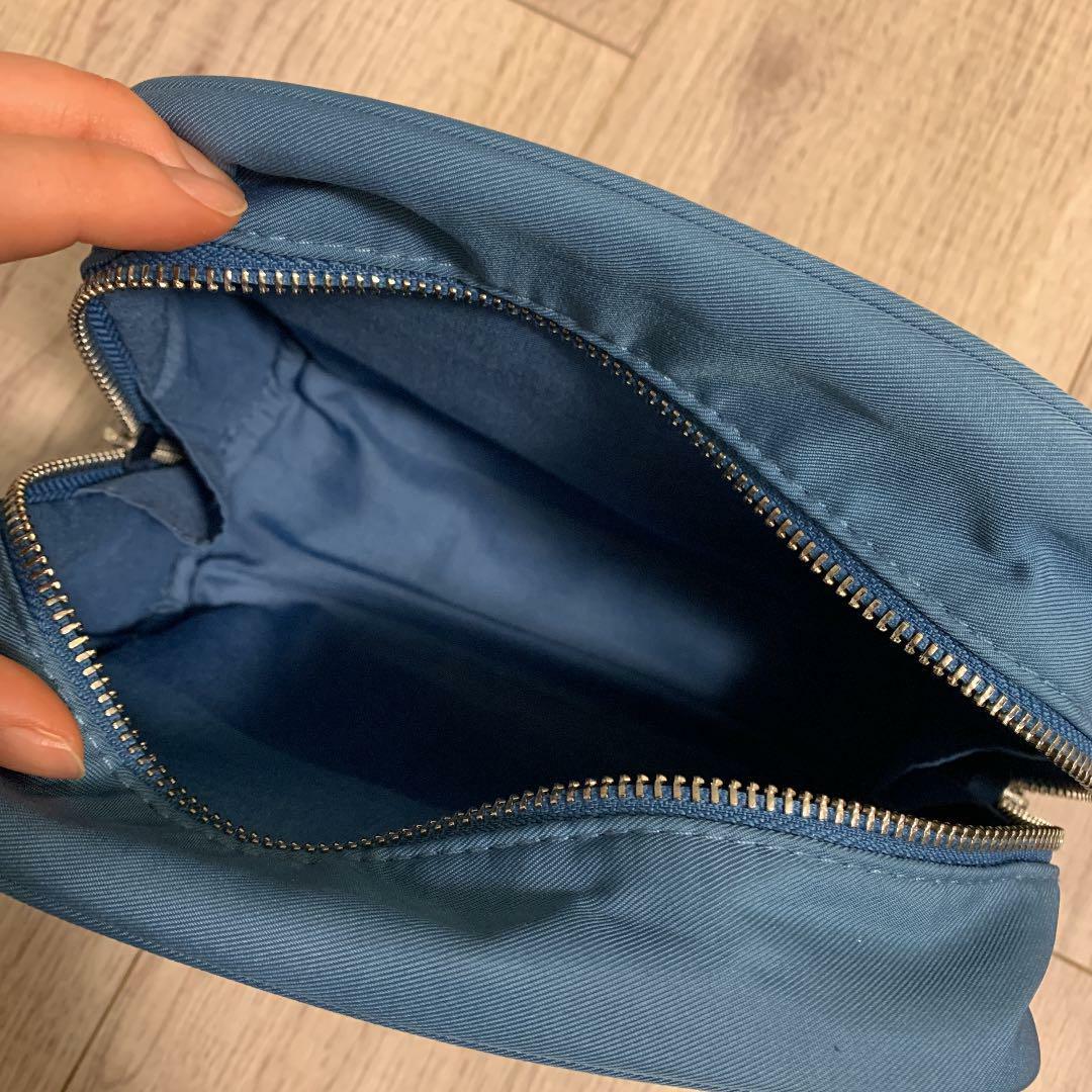 【関税&送料込】Prada Blue Nylon Beauty Case 94a22a04-c34c-4fae-a5b9-