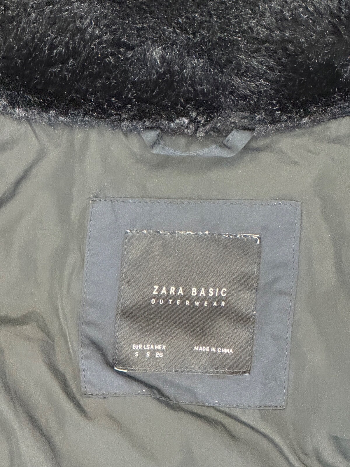 Zara Basic Black Puffer Coat with Optional Hood *… - image 2