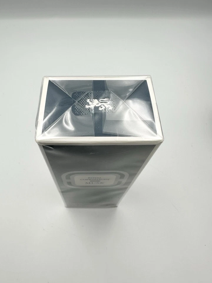 Royal Copenhagen Musk 3,4 OZ Eau de Cologne Spray Caja Sellada Foto 2 de 3