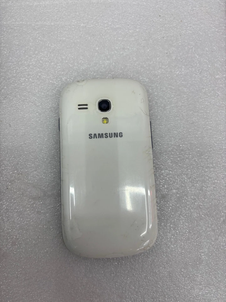 Samsung Galaxy S III Mini GT-I8190 La Fleur - 8GB - Marble White (Unlocked), photo 2 of 3
