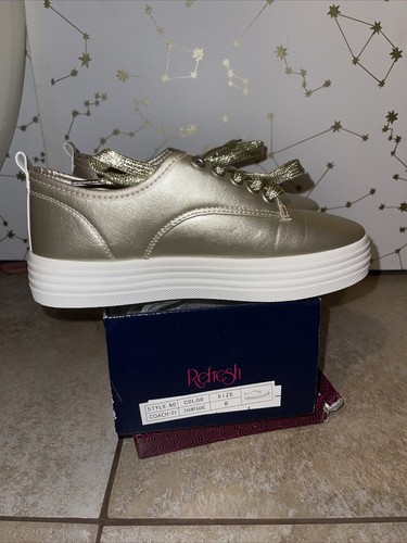 Refresh Size 8 Shoe - Picture 1 of 9