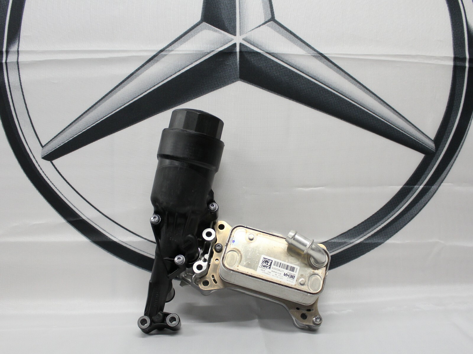 NEW Genuine MercedesBenz OM651 Engine Oil Filter Housing & Cooler