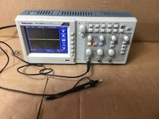 Tektronix TDS 2001C Two Channel Digital Storage Oscilloscope 500 MS/s 50MHz R632
