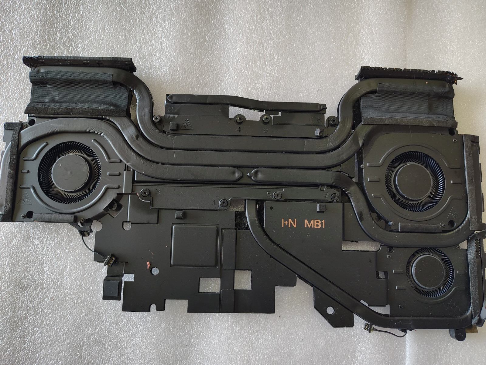 Dell Alienware m16 R1 CPU GPU Heatsink Fan Assembly Genuine 7WCYX OEM