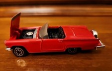Vintage Hot Wheels Ford Thunderbird 1980 Convertible Red Hood Lifts T-bird