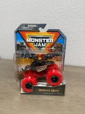 2024 SPIN MASTER MONSTER MUTT  SERIES 36 MONSTER MUTT