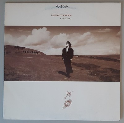 Tanita Tikaram   ''Ancient Heart''  (AMIGA   8 56 501)