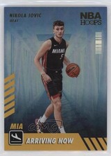 2022-23 Panini NBA Hoops Arriving Now Holo Nikola Jovic #27 1u6