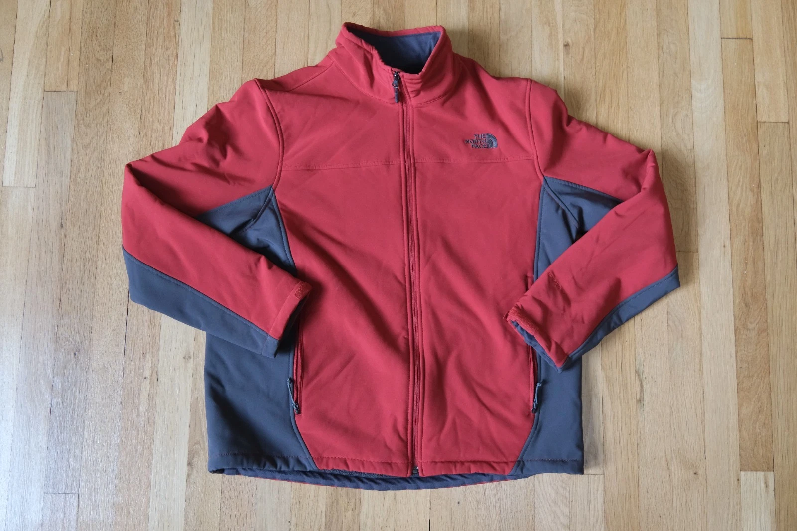 The North Face Jacket Mens XL Red Gray Apex Softshell Windbreaker Outdoor