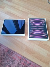 iPAD Pro 12.9-inch (6th Generation) Wi-Fi + Cellular & Magic Keyboard