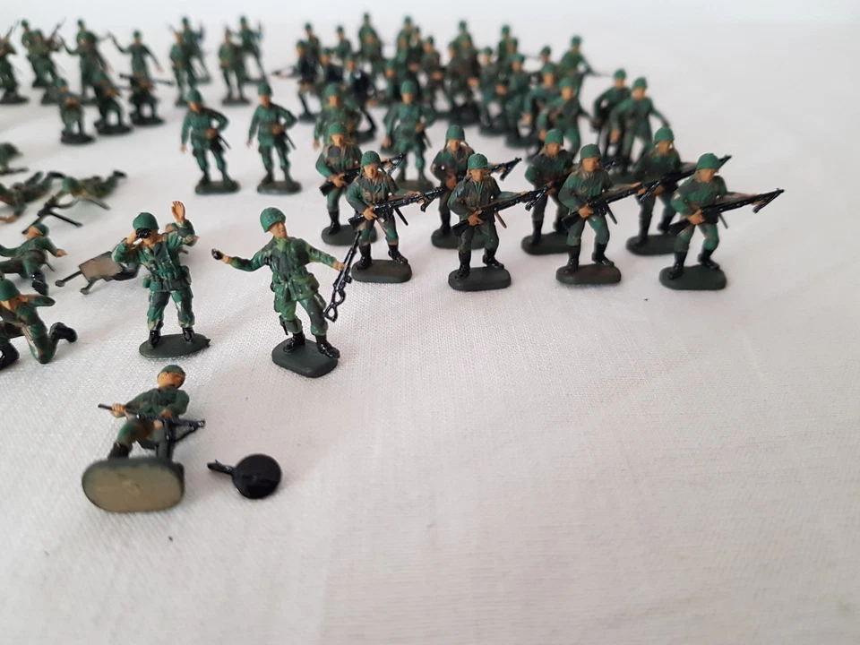 Lot 95 Petits Soldats 1/72 Peints - US Army - Seconde Guerre Mondiale - Photo 3/4