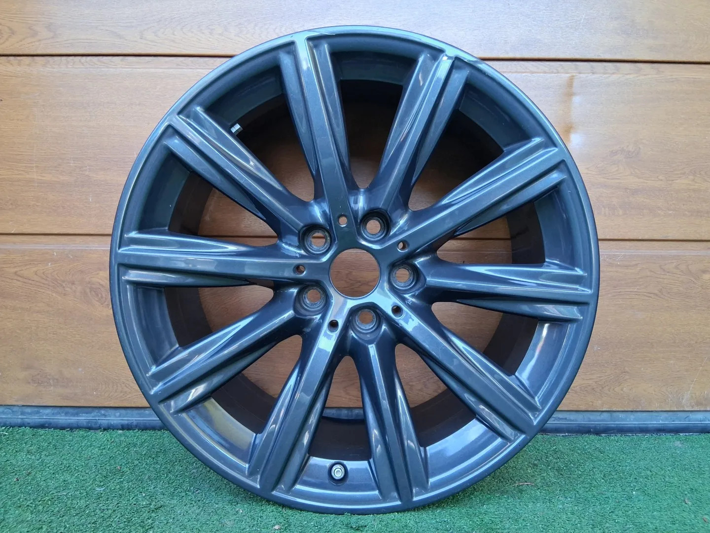 Cerchio in lega 18" per BMW 5 G30 foto 1