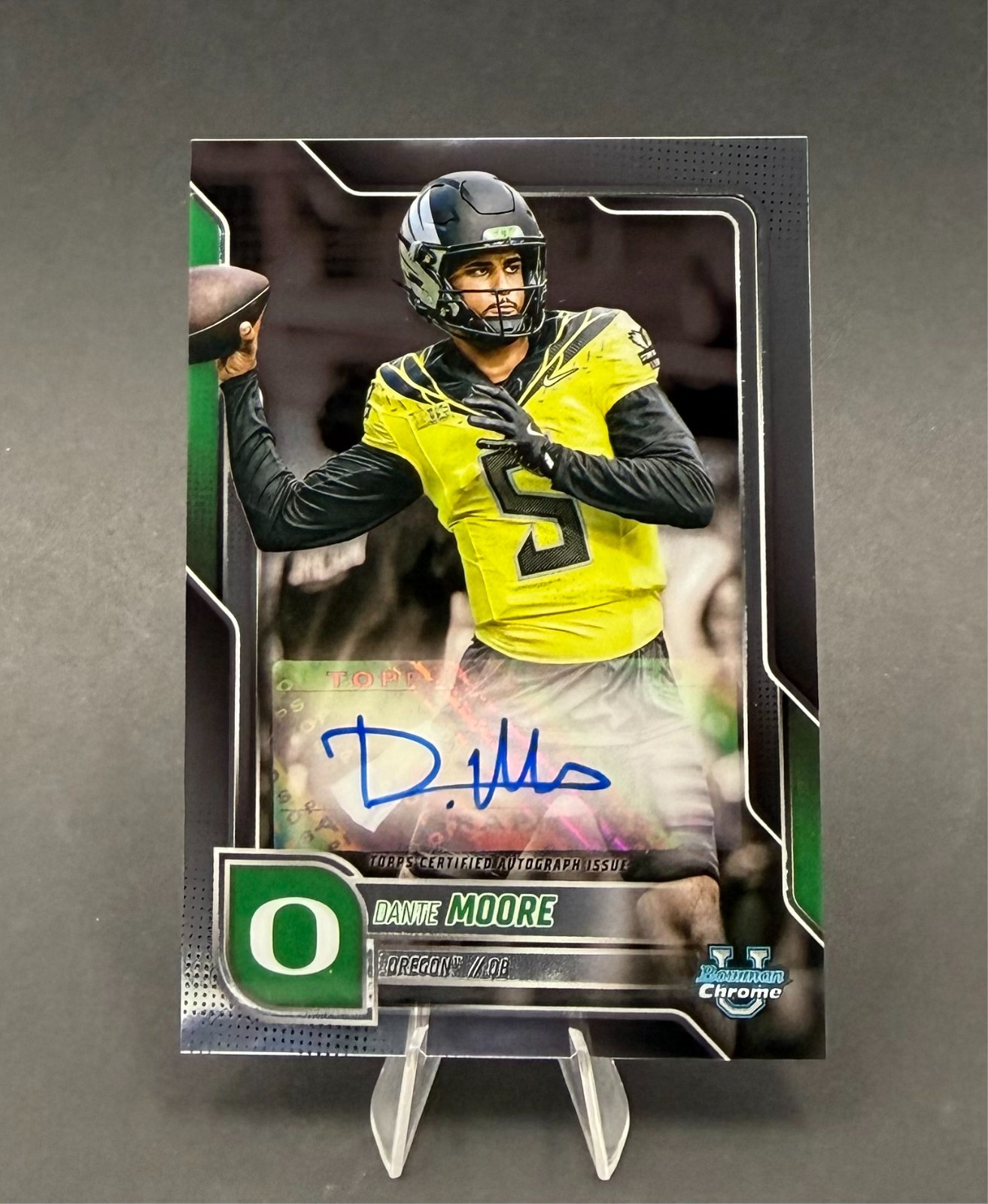 2025 BOWMAN CHROME UNIVERSITY DANTE MOORE AUTO CARD OREGON DUCKS #BCA-DAM