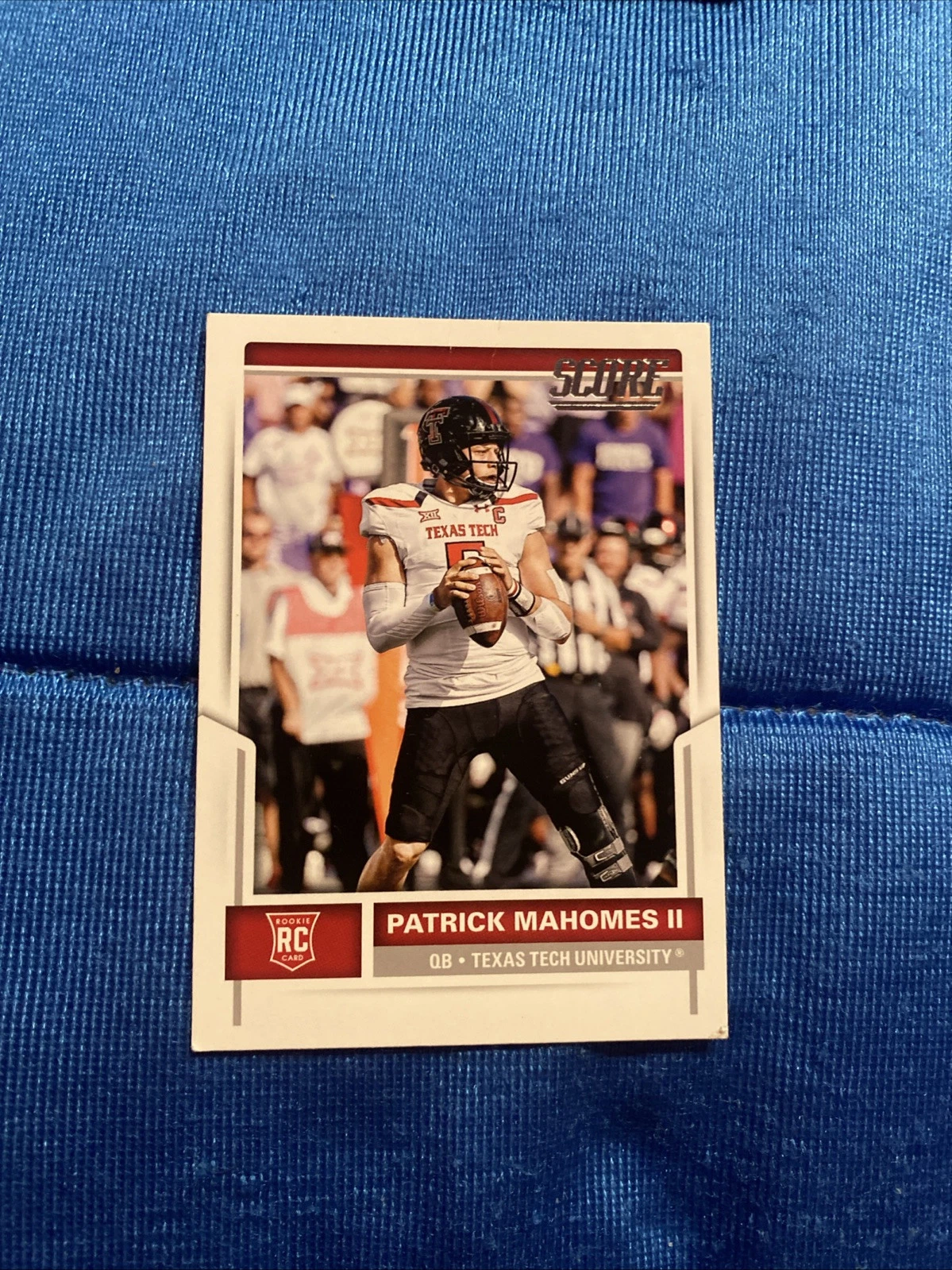 Patrick Mahomes trading card