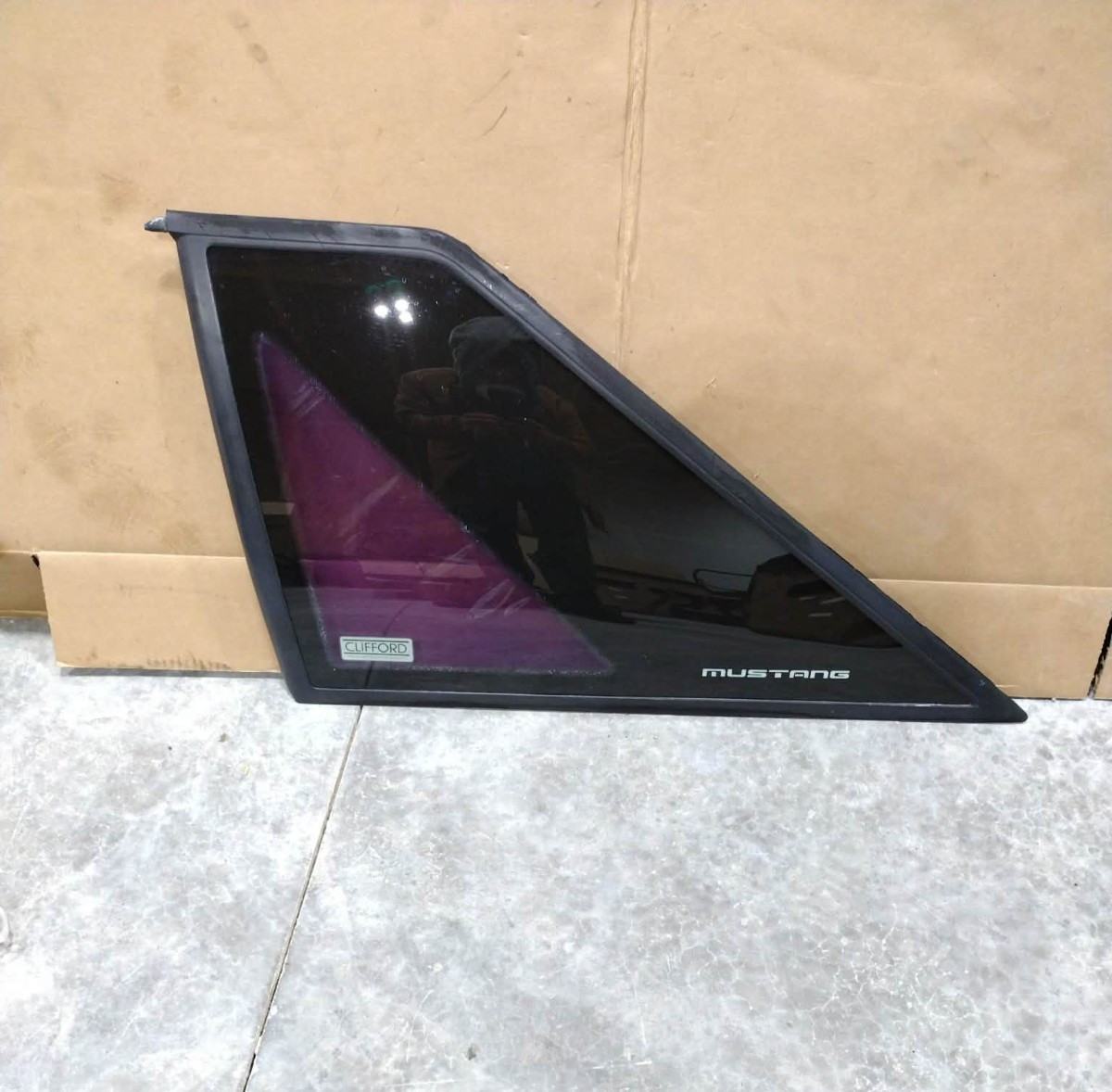 87-93 Ford Mustang GT Quarter Window Glass DRIVER Side HATCHBACK Carlite OEM