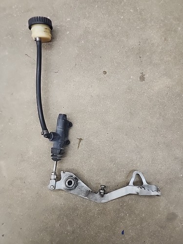 BMW R1100GS Rear Master Cylinder - Imagen 2 de 8