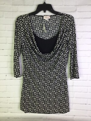 MKM Designs Womens Size M Geometric Print Black White Tunic Scoop Top Blouse NEW