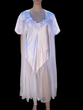 Henson kickernick stinning satin nylon glamour bombshell peignoir Large