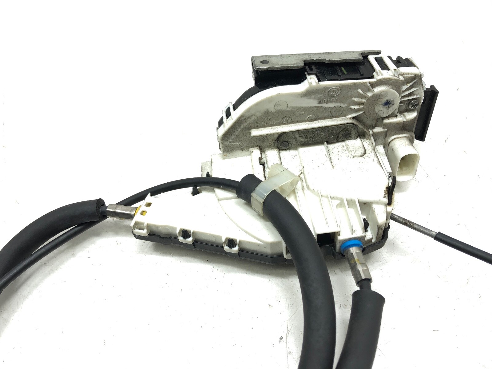 2014-2021 MASERATI GHIBLI RIGHT PASSENGER FRONT DOOR LOCK LATCH ACTUATOR OEM.