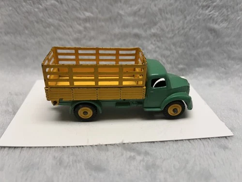 Dinky Toys No. 343 Dodge Farm Produce Truck