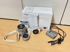 OLYMPUS PEN E-PL10 Double Zoom Lens Kit 14-42mm 40-150mm