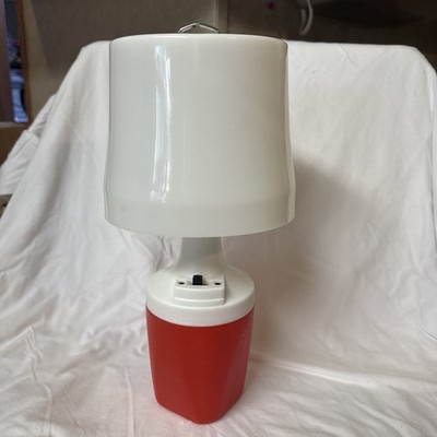 Vintage 1970s Ray O Vac RayOVac Portable Camping Light Table Lamp No 100 Red