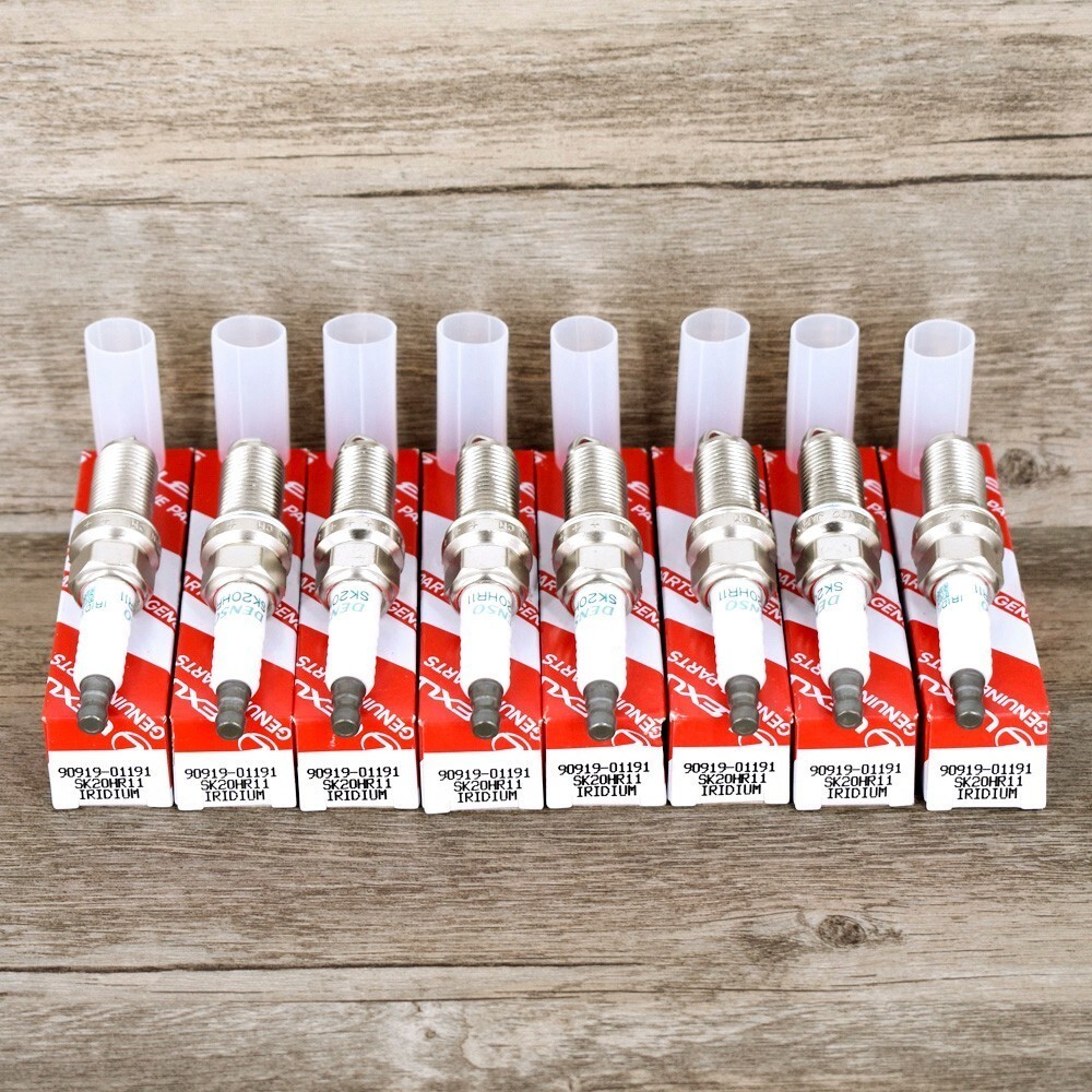 Toyota genuine 90919-01191 8 Spark Plugs For Tundra Lexus 4.6L 5.7L OEM NEW