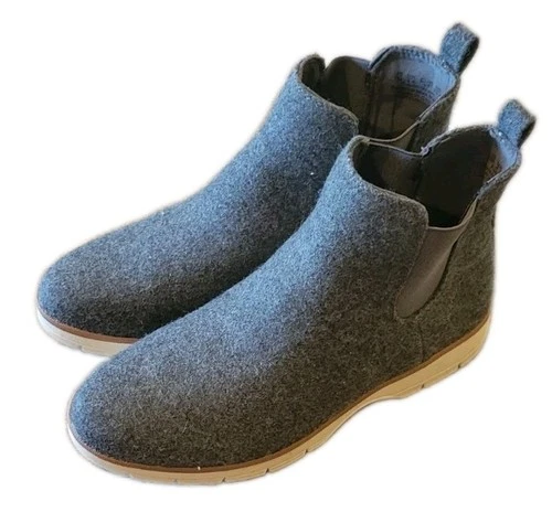Dr. Scholl’s Northbound Chelsea Boots — Size 7M