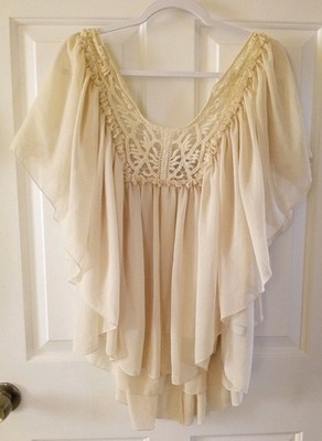 Victoria's Secret Boho Flowy Vintage Style Ruffle Blouse Beige Size Large EUC 