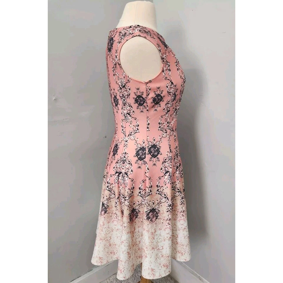 Vestido Danny & Nicole Fit & Flare Rosa Floral Paisley Talla 12 Elástico Foto 3 de 4