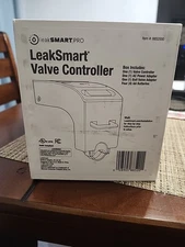 LeakSmart Valve Controller with AC Power Adapter and Batteries
