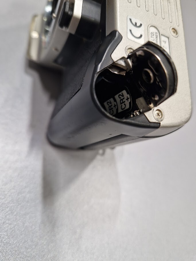 Pentax MZ5 35mm Film SLR Camera Only Body Silver Used For Parts/Repair