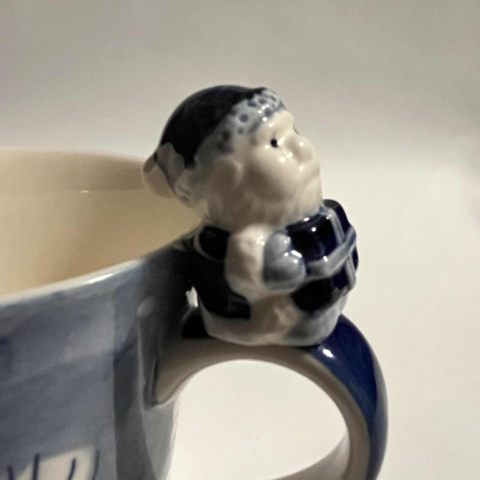 Delft Blue Santa Handle MUG Holland Hand Painted Merry Christmas Delft's Blauw