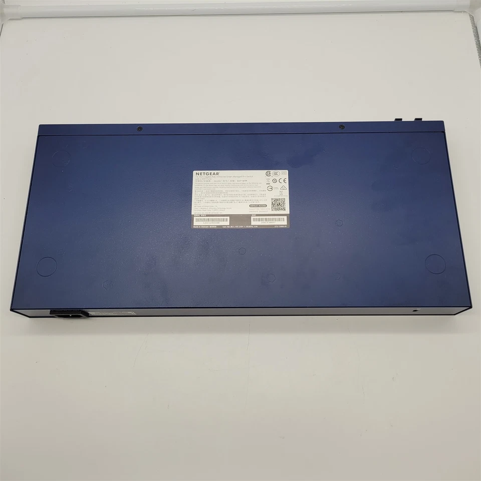 NETGEAR 18-Port PoE Gigabit Ethernet Smart Switch (GS716TP) - Image 2 of 2