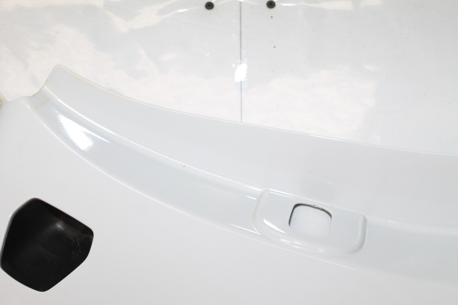 15-20 LAMBORGHINI HURACAN RH PASSENGER INNER DOOR QUARTER PANEL 4T0853174C WHITE
