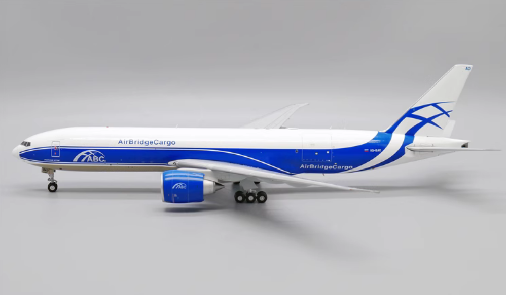 1:200 32CM JC WINGS AirBridgeCargo BOEING 777-200LRF Airplane