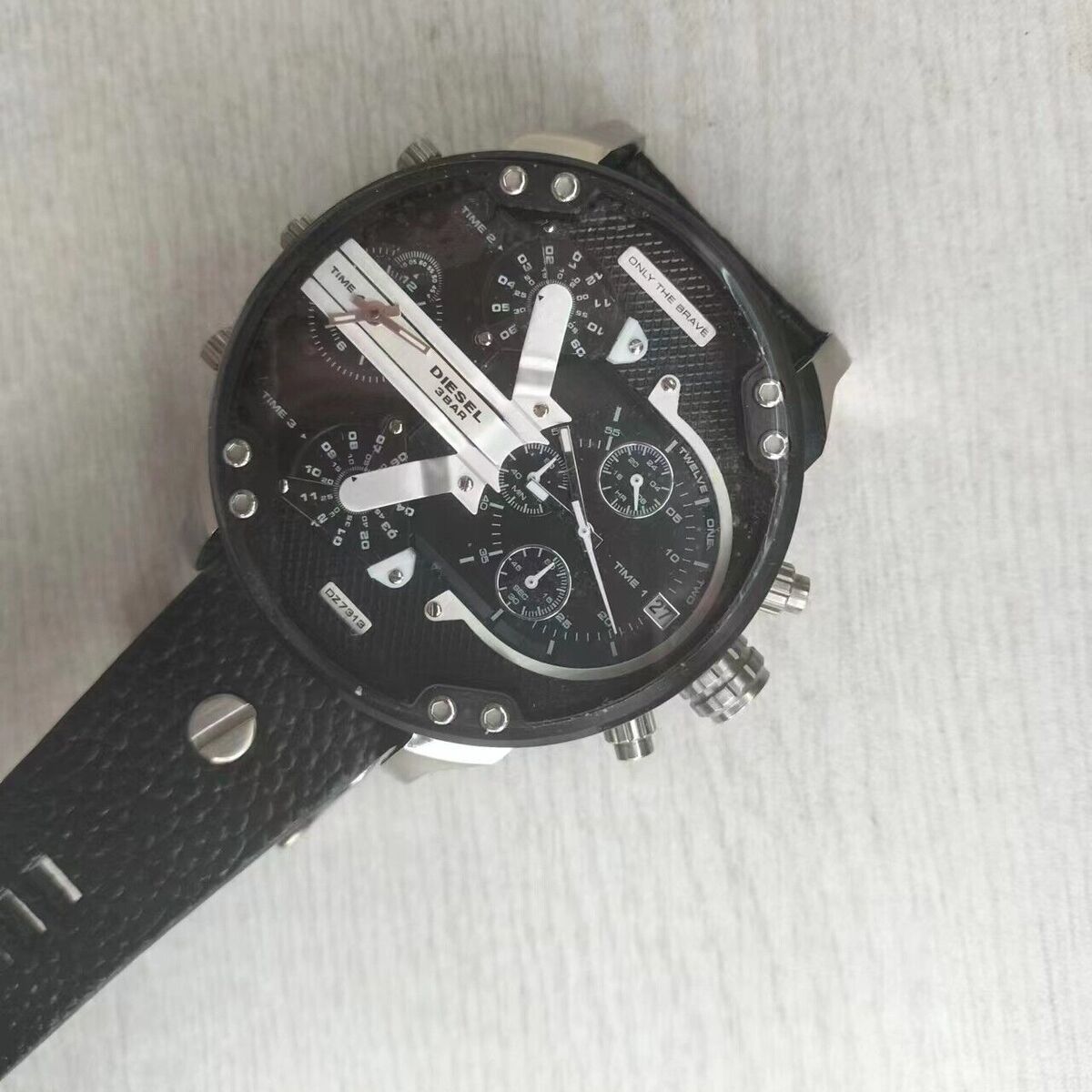 NEW DIESEL MR DADDY 2.0 DZ7313 57MM DIAL BLACK & SILVER TONE NEW DIESEL MR DADDY 2.0 DZ7313 57MM DIAL BLACK & SILVER TONE