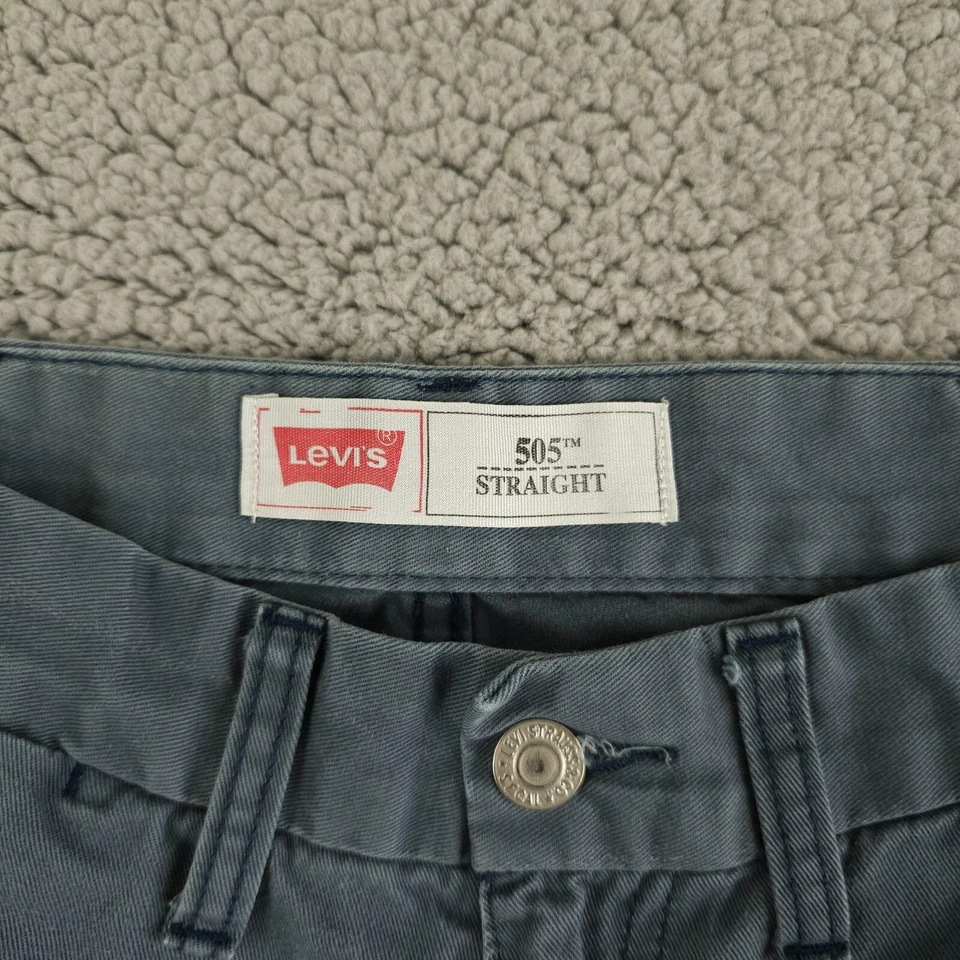 Pantalones de mezclilla chinos Levis para niños 18 regulares 29x29 azul desteñido 505 pierna recta algodón Foto 3 de 4