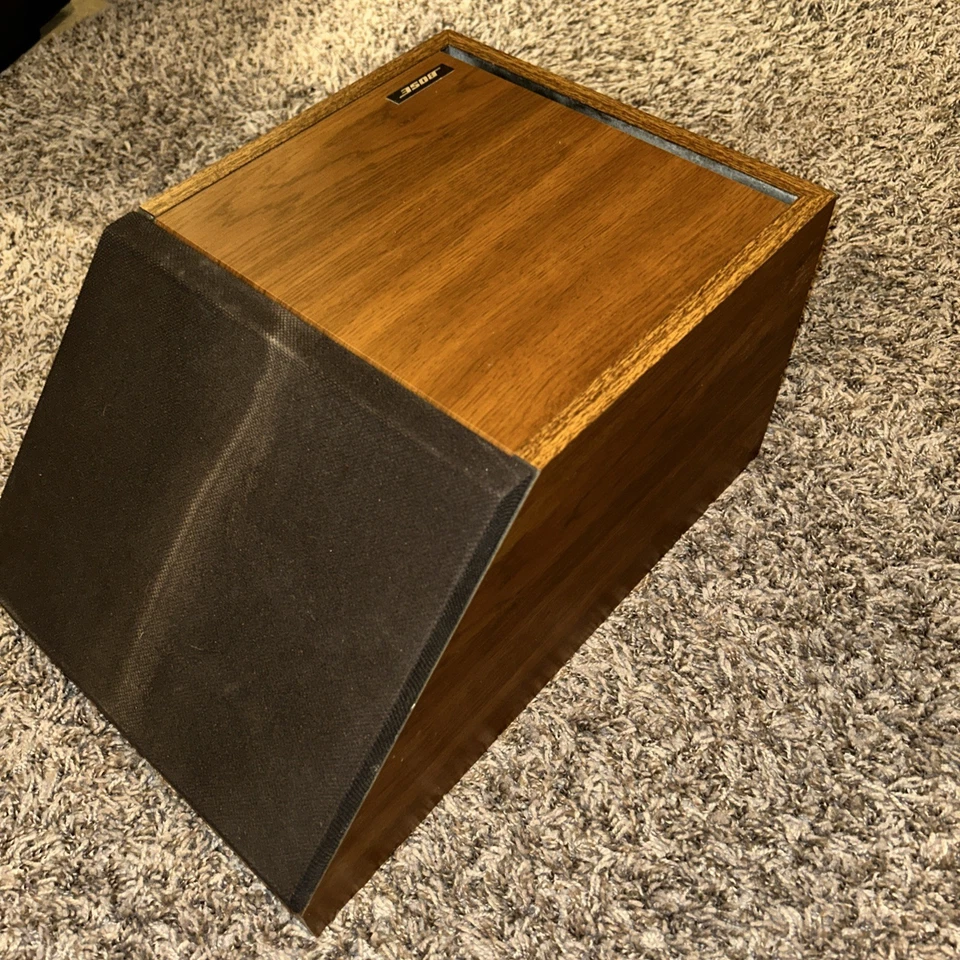 Bose 2.2 Left Direct Reflecting Bookshelf Speaker S/N 155153 No Cords Unit Only - Image 3 of 4