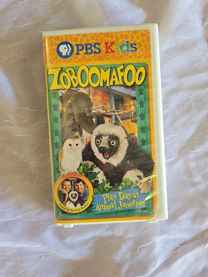 Zoboomafoo - Play Day at Animal Junction (VHS, 2000, Bullet-Style