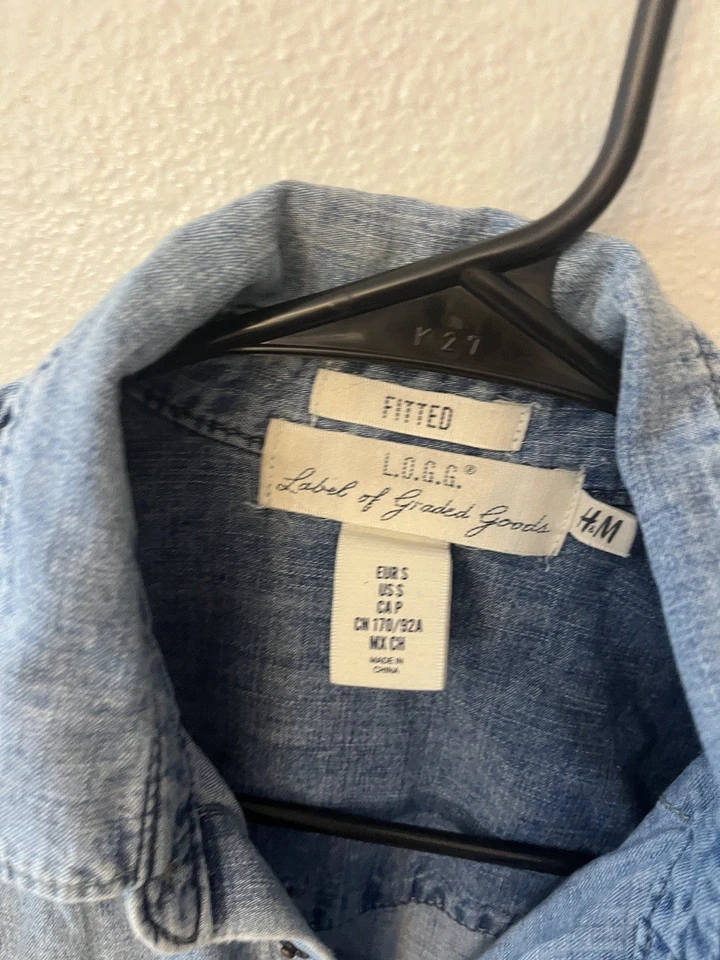 LOGG/H&M Men's Western Pearl Snap Shirt Size S Blue Chambray Long Sleeve Fitted - Image 3 of 4